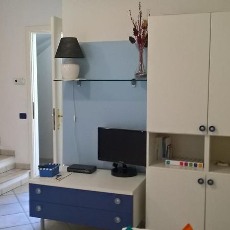 La Casa Nel Borgo Villa Chia Exteriör bild
