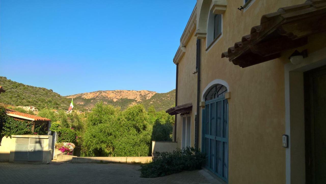 La Casa Nel Borgo Villa Chia Exteriör bild