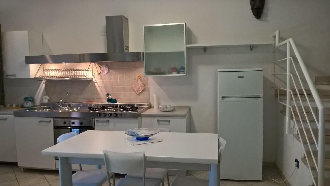 La Casa Nel Borgo Villa Chia Exteriör bild